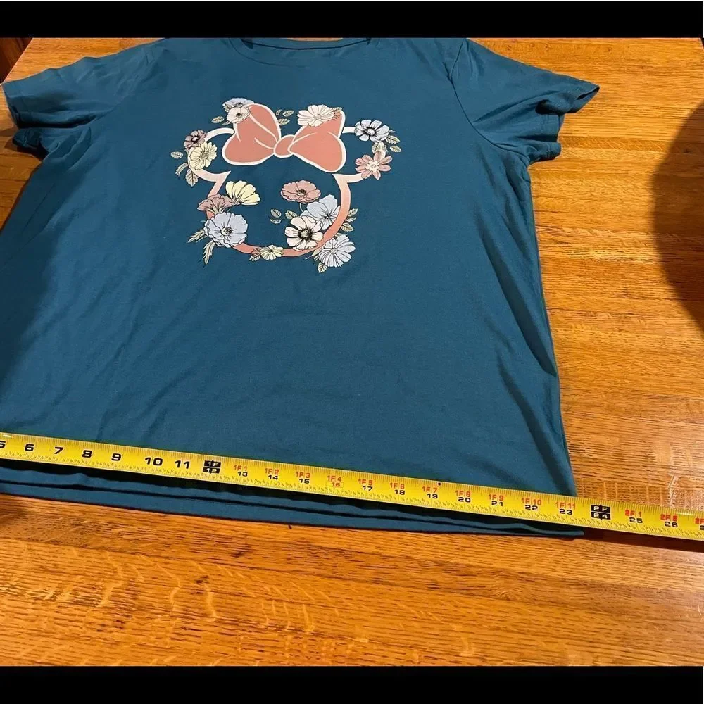 Disney Minnie Mouse Top size XL NWT - Picture 4 of 6